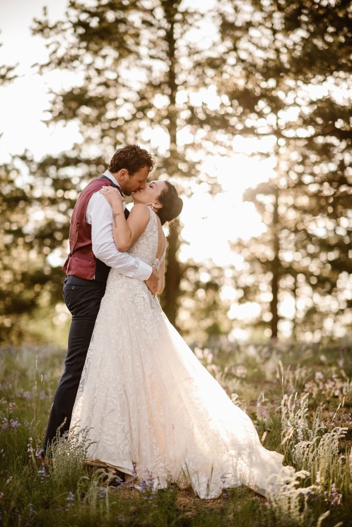 Edgewood Inn, Woodland Park Wedding