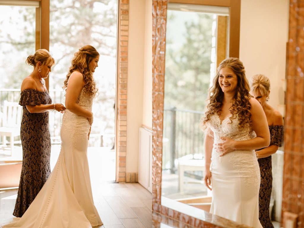 Della Terra Mountain Chateau Wedding