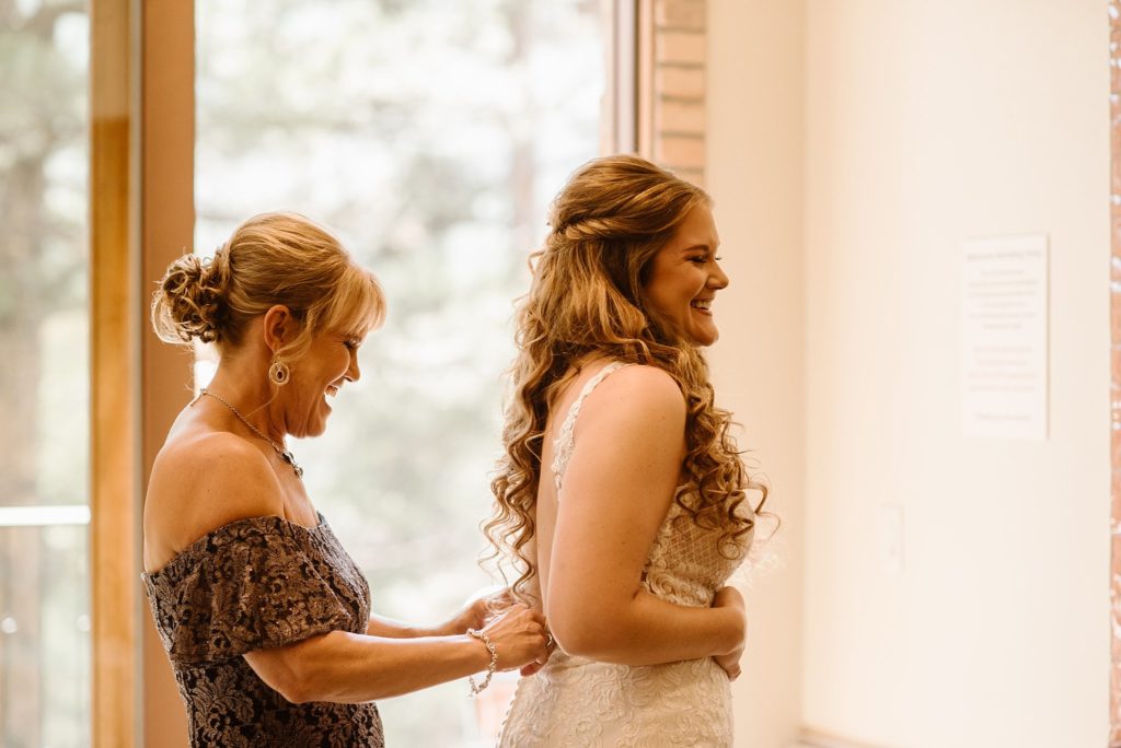 Della Terra Mountain Chateau Wedding