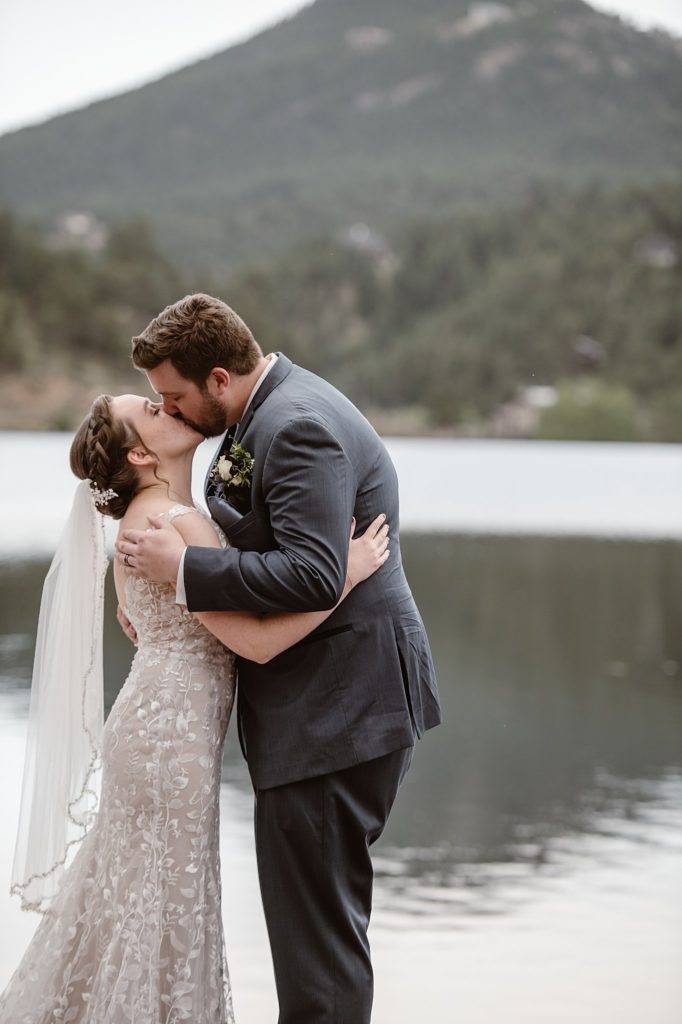 Evergreen Lakehouse Wedding 