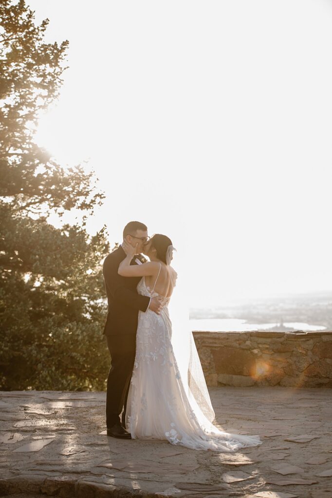 sunrise amphitheater Boulder Elopement