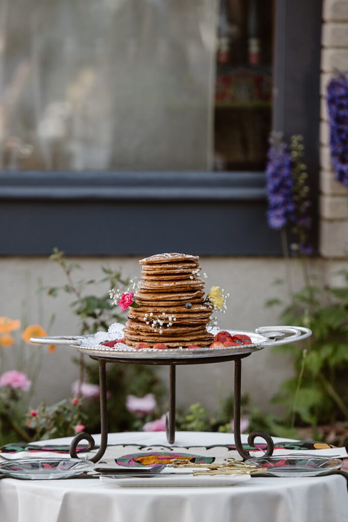 sunrise amphitheater Boulder Elopement